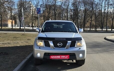 Nissan Pathfinder, 2005 год, 1 015 000 рублей, 3 фотография