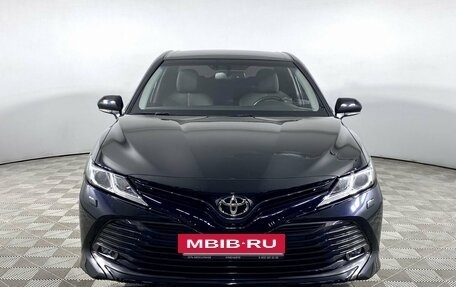 Toyota Camry, 2020 год, 3 225 000 рублей, 2 фотография