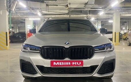 BMW 5 серия, 2019 год, 4 300 000 рублей, 5 фотография