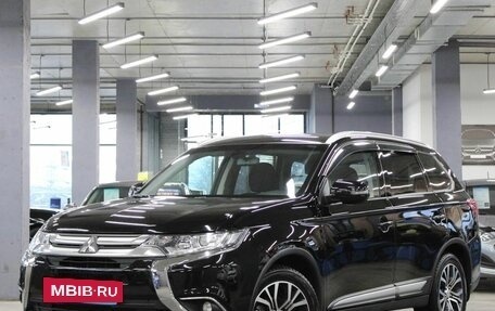 Mitsubishi Outlander III рестайлинг 3, 2018 год, 2 299 000 рублей, 3 фотография