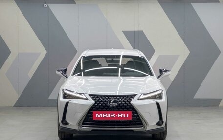 Lexus UX I, 2018 год, 3 100 000 рублей, 2 фотография