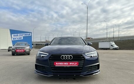 Audi A4, 2019 год, 2 800 000 рублей, 3 фотография