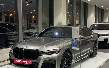 BMW 7 серия, 2019 год, 6 890 000 рублей, 2 фотография