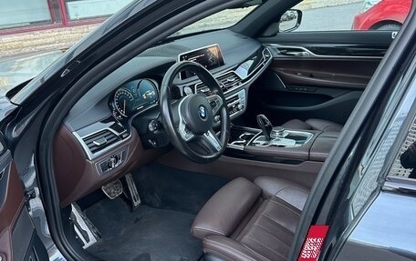 BMW 7 серия, 2018 год, 4 250 000 рублей, 3 фотография