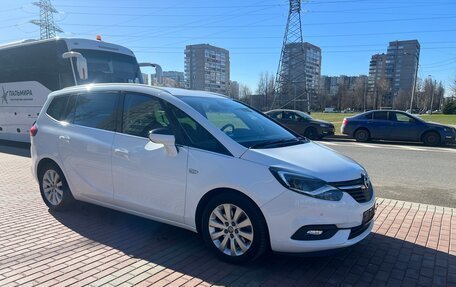 Opel Zafira C рестайлинг, 2019 год, 1 999 000 рублей, 2 фотография