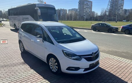 Opel Zafira C рестайлинг, 2019 год, 1 999 000 рублей, 4 фотография