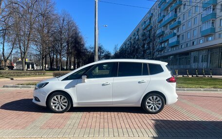 Opel Zafira C рестайлинг, 2019 год, 1 999 000 рублей, 6 фотография