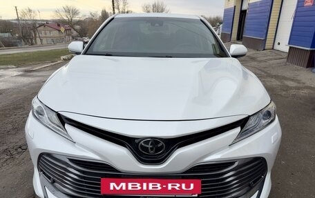 Toyota Camry, 2019 год, 3 100 000 рублей, 11 фотография