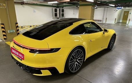 Porsche 911, 2021 год, 20 000 000 рублей, 4 фотография