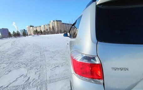 Toyota Highlander III, 2012 год, 2 200 000 рублей, 5 фотография