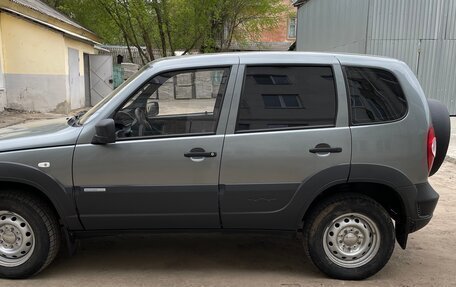 Chevrolet Niva I рестайлинг, 2012 год, 650 000 рублей, 5 фотография