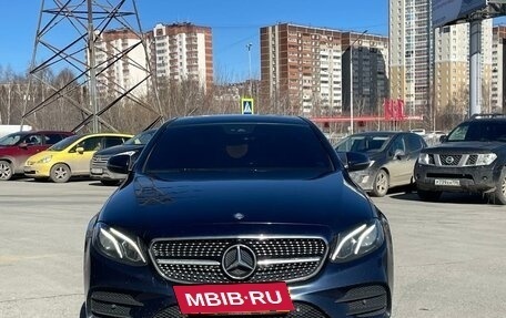 Mercedes-Benz E-Класс, 2017 год, 3 300 000 рублей, 2 фотография