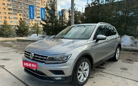 Volkswagen Tiguan II, 2019 год, 2 790 000 рублей, 2 фотография