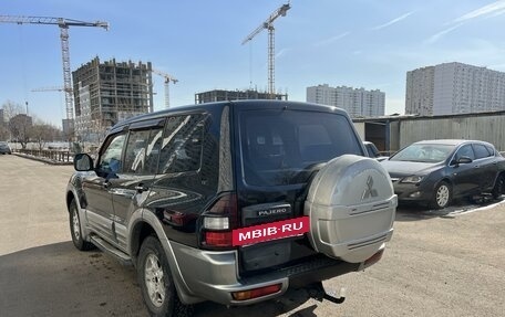 Mitsubishi Pajero III рестайлинг, 2000 год, 700 000 рублей, 2 фотография