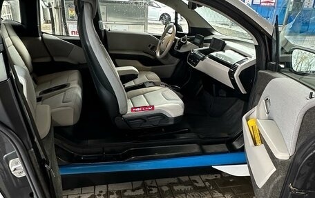 BMW i3 I01 рестайлинг, 2017 год, 2 380 000 рублей, 4 фотография