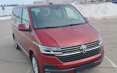 Volkswagen Multivan T6 рестайлинг, 2019 год, 5 699 999 рублей, 4 фотография