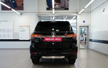Toyota Fortuner II, 2017 год, 4 200 000 рублей, 4 фотография