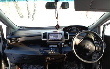 Honda Freed I, 2014 год, 1 450 000 рублей, 3 фотография