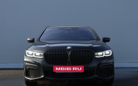 BMW 7 серия, 2019 год, 6 310 000 рублей, 2 фотография