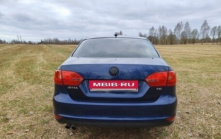 Volkswagen Jetta VI, 2011 год, 1 150 000 рублей, 5 фотография
