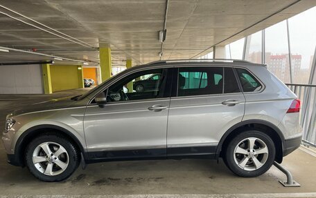 Volkswagen Tiguan II, 2020 год, 2 940 000 рублей, 3 фотография