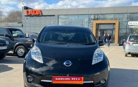 Nissan Leaf I, 2015 год, 839 000 рублей, 2 фотография