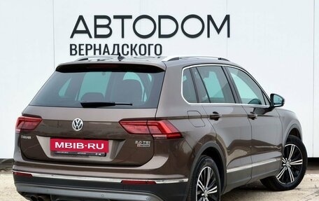 Volkswagen Tiguan II, 2017 год, 3 099 000 рублей, 5 фотография