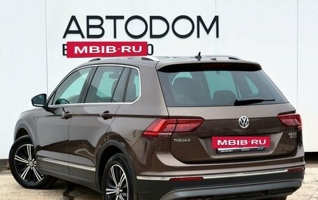 Volkswagen Tiguan II, 2017 год, 3 099 000 рублей, 3 фотография