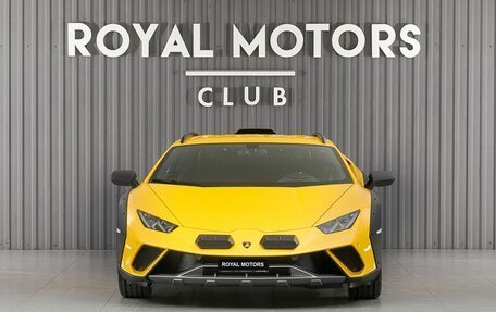 Lamborghini Huracán, 2024 год, 51 000 000 рублей, 2 фотография