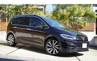 Volkswagen Touran III, 2018 год, 1 378 924 рублей, 1 фотография