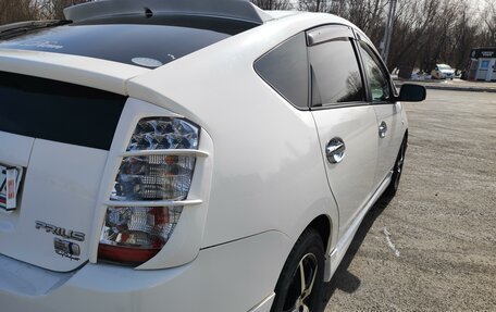 Toyota Prius, 2011 год, 920 000 рублей, 5 фотография