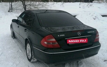 Mercedes-Benz E-Класс, 2003 год, 800 000 рублей, 2 фотография