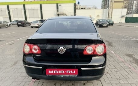 Volkswagen Passat B6, 2007 год, 910 000 рублей, 2 фотография