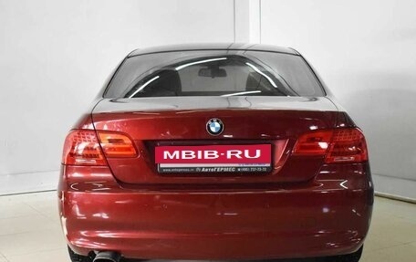 BMW 3 серия, 2011 год, 1 049 000 рублей, 3 фотография