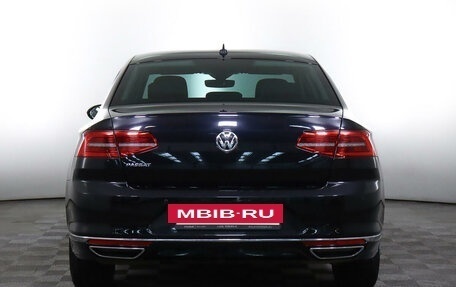Volkswagen Passat B8 рестайлинг, 2017 год, 2 349 000 рублей, 6 фотография