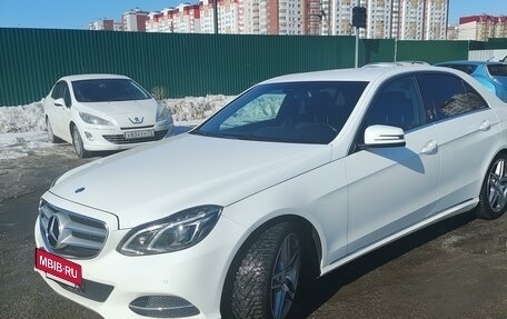 Mercedes-Benz E-Класс, 2013 год, 2 399 000 рублей, 3 фотография