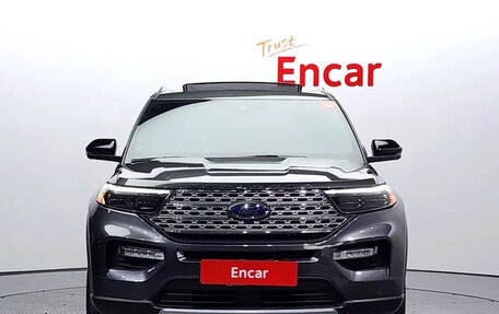 Ford Explorer VI, 2020 год, 3 100 000 рублей, 3 фотография