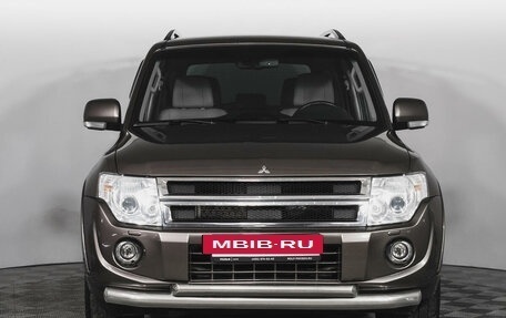 Mitsubishi Pajero IV, 2013 год, 2 574 000 рублей, 2 фотография