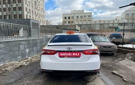 Toyota Camry, 2019 год, 2 550 000 рублей, 8 фотография
