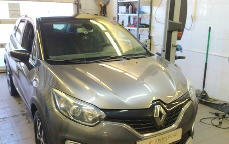 Renault Kaptur I рестайлинг, 2017 год, 1 499 000 рублей, 2 фотография