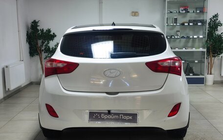 Hyundai i30 II рестайлинг, 2012 год, 920 000 рублей, 4 фотография