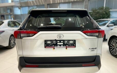 Toyota RAV4, 2023 год, 5 299 000 рублей, 5 фотография