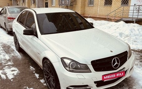 Mercedes-Benz C-Класс, 2011 год, 1 570 000 рублей, 3 фотография