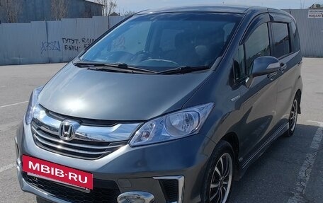 Honda Freed I, 2012 год, 1 145 000 рублей, 2 фотография