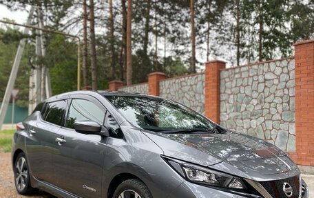 Nissan Leaf II, 2018 год, 1 790 000 рублей, 5 фотография