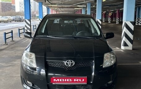 Toyota Auris II, 2008 год, 885 000 рублей, 2 фотография