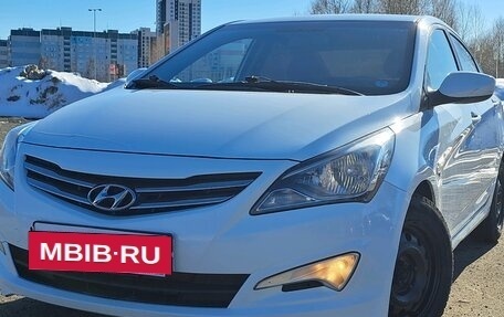 Hyundai Solaris II рестайлинг, 2015 год, 1 099 000 рублей, 3 фотография