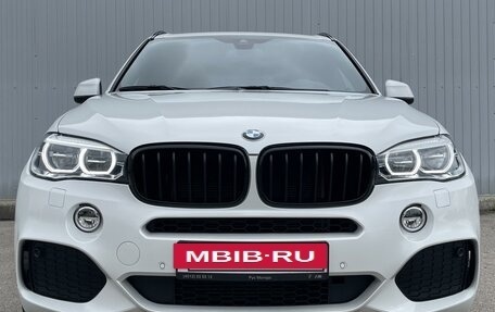 BMW X5, 2018 год, 5 300 000 рублей, 2 фотография