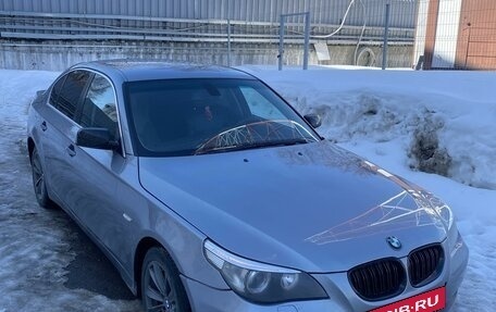 BMW 5 серия, 2006 год, 900 000 рублей, 5 фотография
