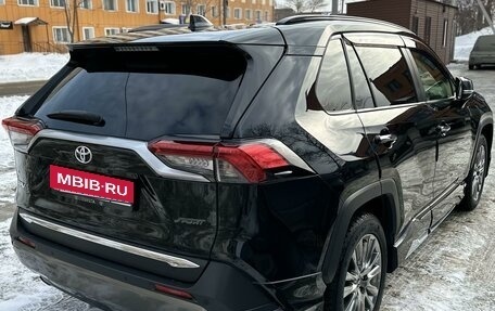 Toyota RAV4, 2019 год, 3 650 000 рублей, 3 фотография